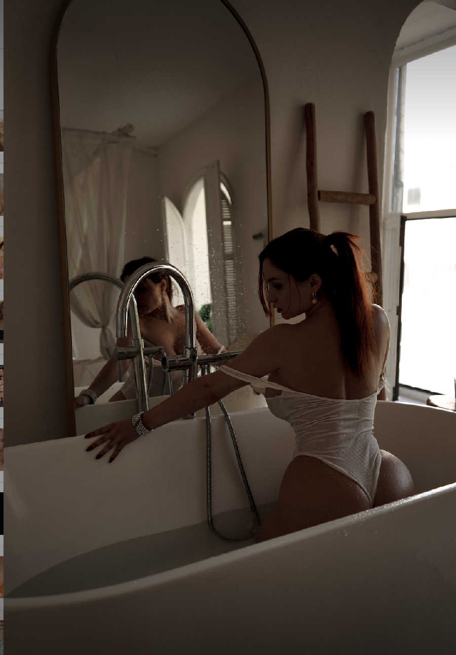 A playful frame from Miranda Faith nude — online in Linzhou