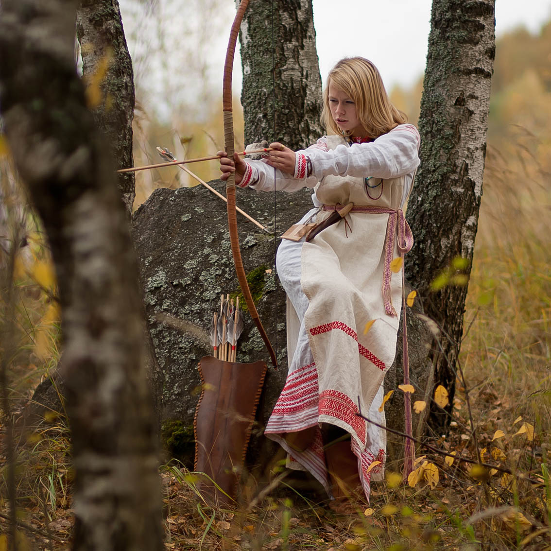 Sexy photo Girls in Slavic costumes in Linzhou