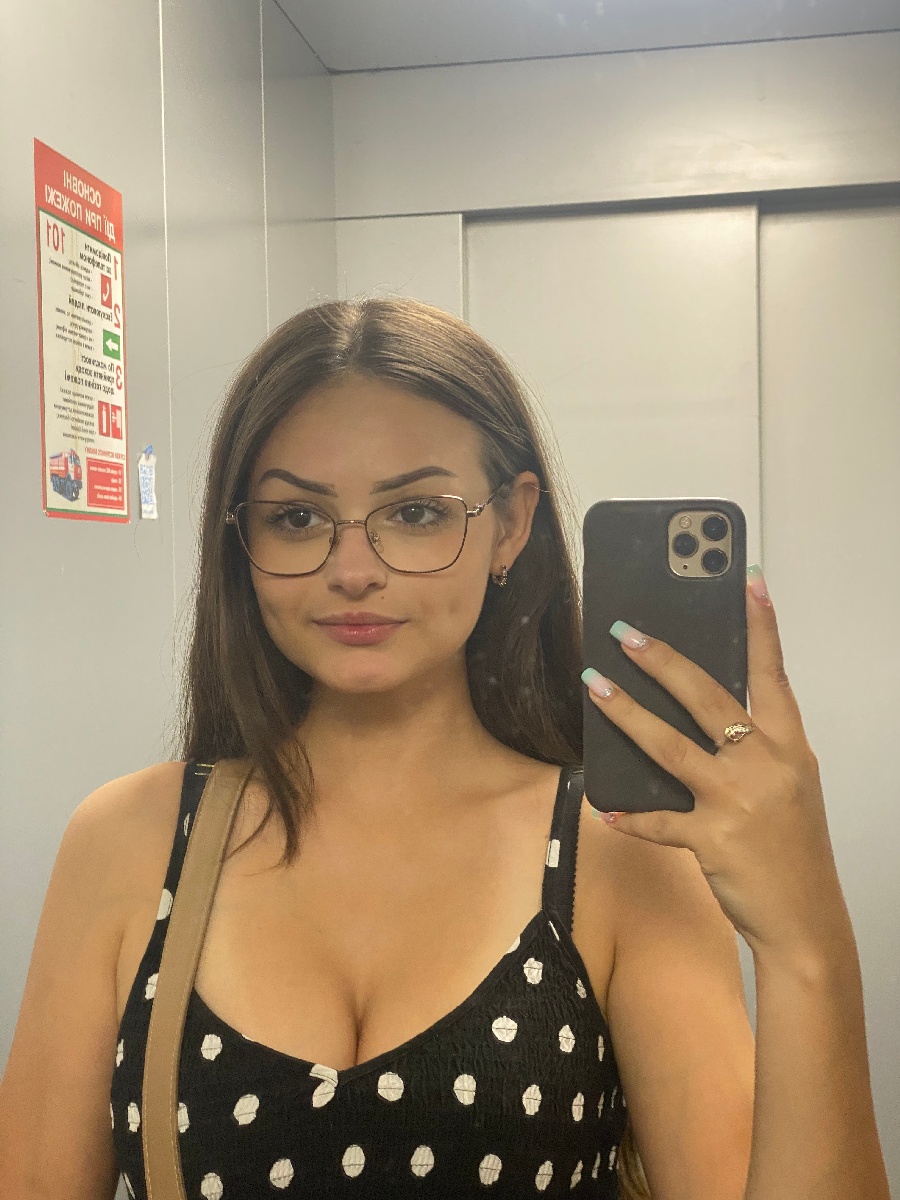 Sexy model Stacy in Linzhou